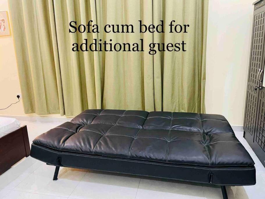 Luxury Private Studio Apartment Close To Airport Abu Dhabi Esterno foto